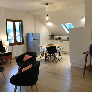 Appartement Le Coteau - Centre Ville, Jardin&parking!, Annecy
