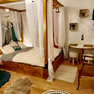 https://studio-du-voyage-gare-d-auray.inbrittany.com